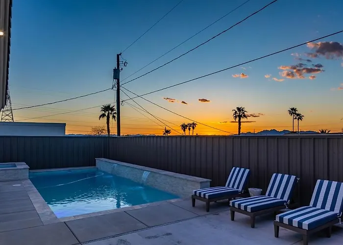 Breakwater Life Pool Fire Pit Casa vacanze